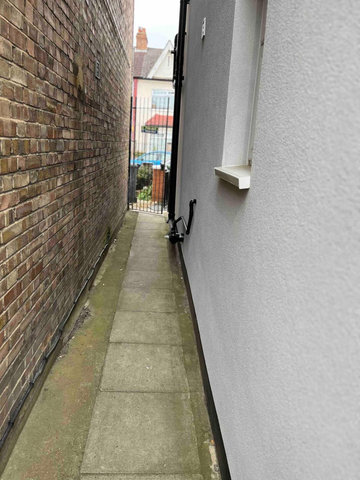 Pensiune Flat With Private Entrance Londra