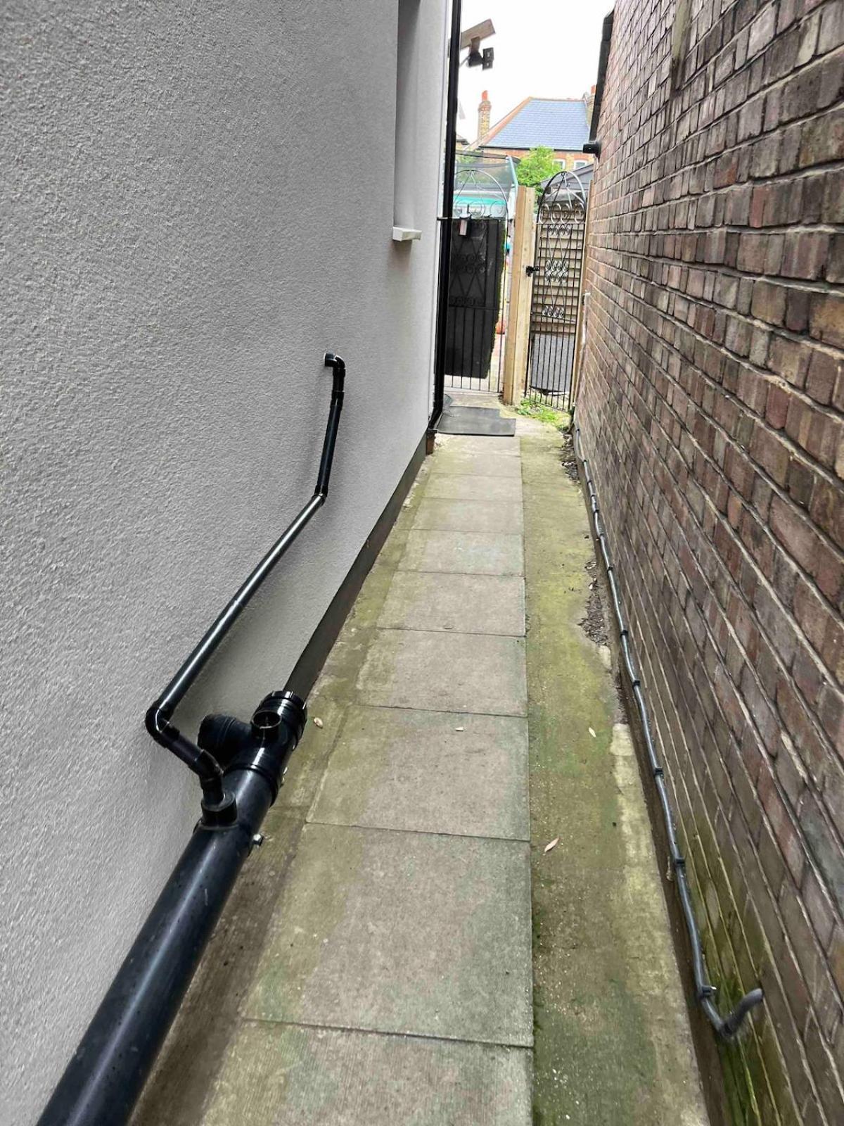 Flat With Private Entrance Pensiune