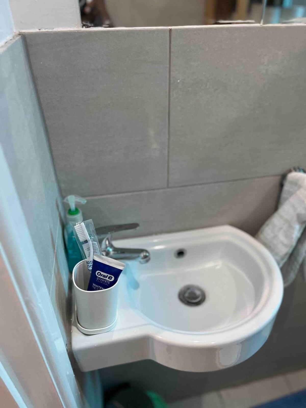 Pensiune Flat With Private Entrance *